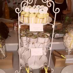 Chanee's Baby Shower - Bee is for Baby