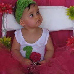 Roma's 1st birthday - Daisy Flower Birthday