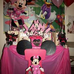 Jani's Minnie Mouse Soiree - Minnie Mouse