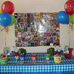 Superhero Family Affair - SuperHeroes 