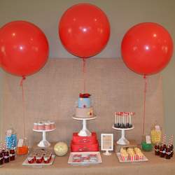 Julius' 5th Birthday - Vintage Aeroplane 