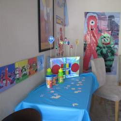 Rio's 2nd Birthday! - Yo Gabba Gabba 