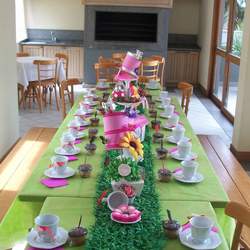 Feast of pietra - Alice in Wonderland
