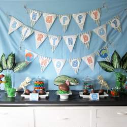 T-Rex Birthday Party - Dinosaurs