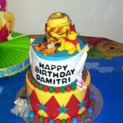 Damitris 1st birthday - Winnie the pooh 