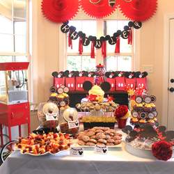 Mickey Mouse 2nd Birthday Party - Minnie Mouse Polka dots