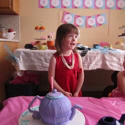 Anna's butterfly tea party - Tea Party