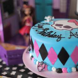 Ava's 7th Monster High Birthday Party - Monster High Fearleading Camp