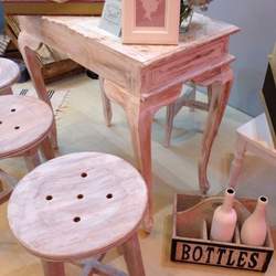 Ourhands Booth Decoration - None