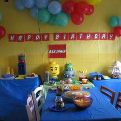 Benjamin's 5th birthday party - Lego