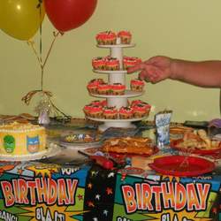 Aydens 4th Birthday! - Superheros