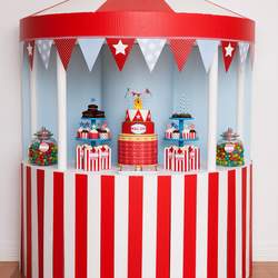 Roll Up Circus - Circus