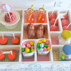 Tiny-Table: Let them eat Cake - Marie Antoinette