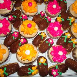 My 39th Luau Birthday Party - Luau Theme