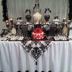 Black & White 40th Birthday - Black And White with a touch of red lolly buffet