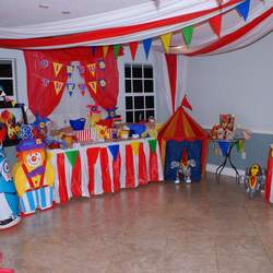 Lucas's Circus Extravaganza - Circus/Carnival