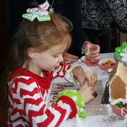 Annamarie's Christmas Party - Gingerbread House