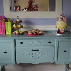 Ellie in Wonderland - Alice in Wonderland