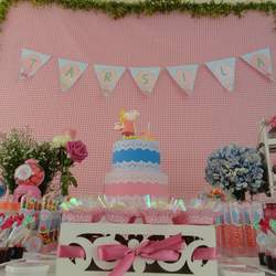 Tarsila is turning 3 - Peppa Pig