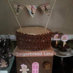 Ela,s  3rd Birthday - gingerbread girl