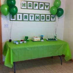 Miles' 8th Birthday - Minecraft
