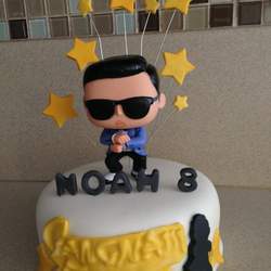 Noah's 8th Birthday - Psy & Gangnam Style 