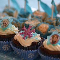 Avery's Frozen birthday - Disney Frozen
