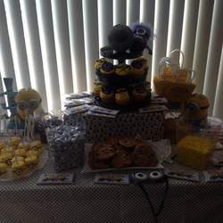 Minion meet reptiles for Jasons 4th - Minion/animals