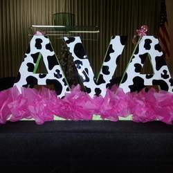 Tunishia & David's Baby shower - Moo La La (Cow)