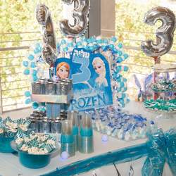 Talia Frozen Party - DISNEY'S FROZEN