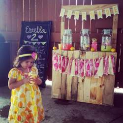 Estella's 2nd Birthday - Lemonade Stand