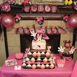 Riley's Pink Minnie Mouse Bash - Minnie Mouse