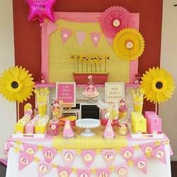Hannah's Little Miss Sunshine 1st Birthday Party - Little Miss Sunshine