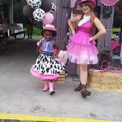 Country Cowgirl Saloon - Cowgirl 