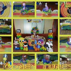 Welcome Taylor Looney Tunes Baby Shower - Lune Tunes