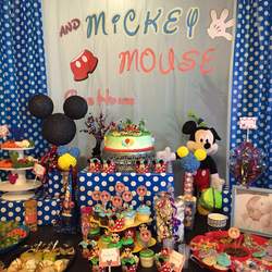 Rashid & Mickey Mouse' s Club House - Mickey Mouse / Minnie Mouse