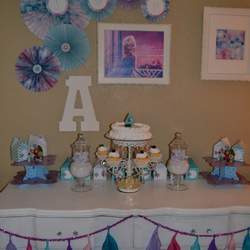 ARILOVE TURNS FOUR - Frozen (Disney)