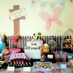 Noam's magical garden party - Fairy Tale