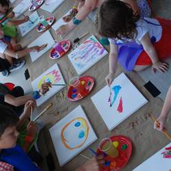 Delaney and Pierce's Art Party - Arts & Crafts
