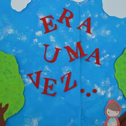 Little Red Riding Hood - Capuchinho Vermelho