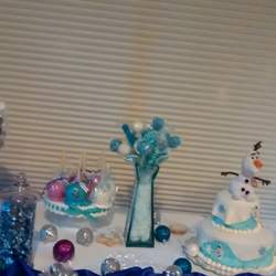 Ariyana and Aiyana - Frozen (Disney)