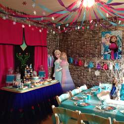 Lilly's Frozen Party! - Frozen Party
