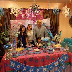 UNA AVENTURA CONGELADA - FROZEN