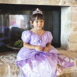 Violet's Princess Party - Disney Jr. and Disney Princess 
