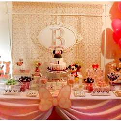 Minnie shabby para Bella - Mickey Mouse / Minnie Mouse