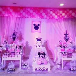 Un Sueño encantado de Princesa Minnie - "Minnie Princesa"