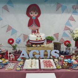 Caperucita roja para festejar 1er añito de Agus - None