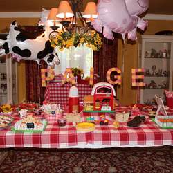 Paige's 3rd Birthday | Farm Party - Farm Party 