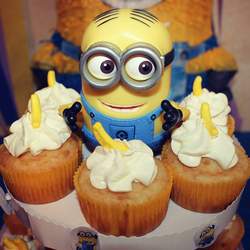 Isaiahs 5th - Despicable Me / Minions