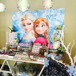 Awesome Frozen Party - Frozen Party
